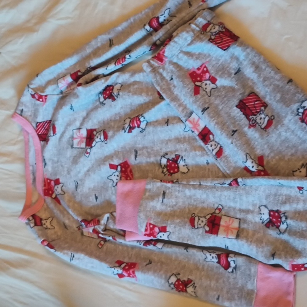 Laura Ashley girls super soft Christmas dogs pajamas set size 5